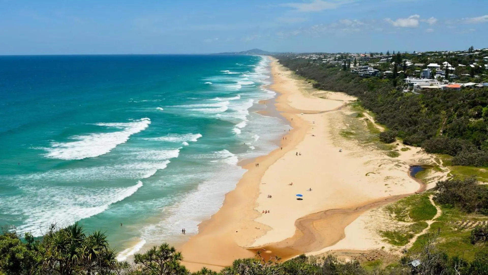 Сasa de vacaciones 2-Bed Coastal Haven With Pool By Sunshine Beach Australia